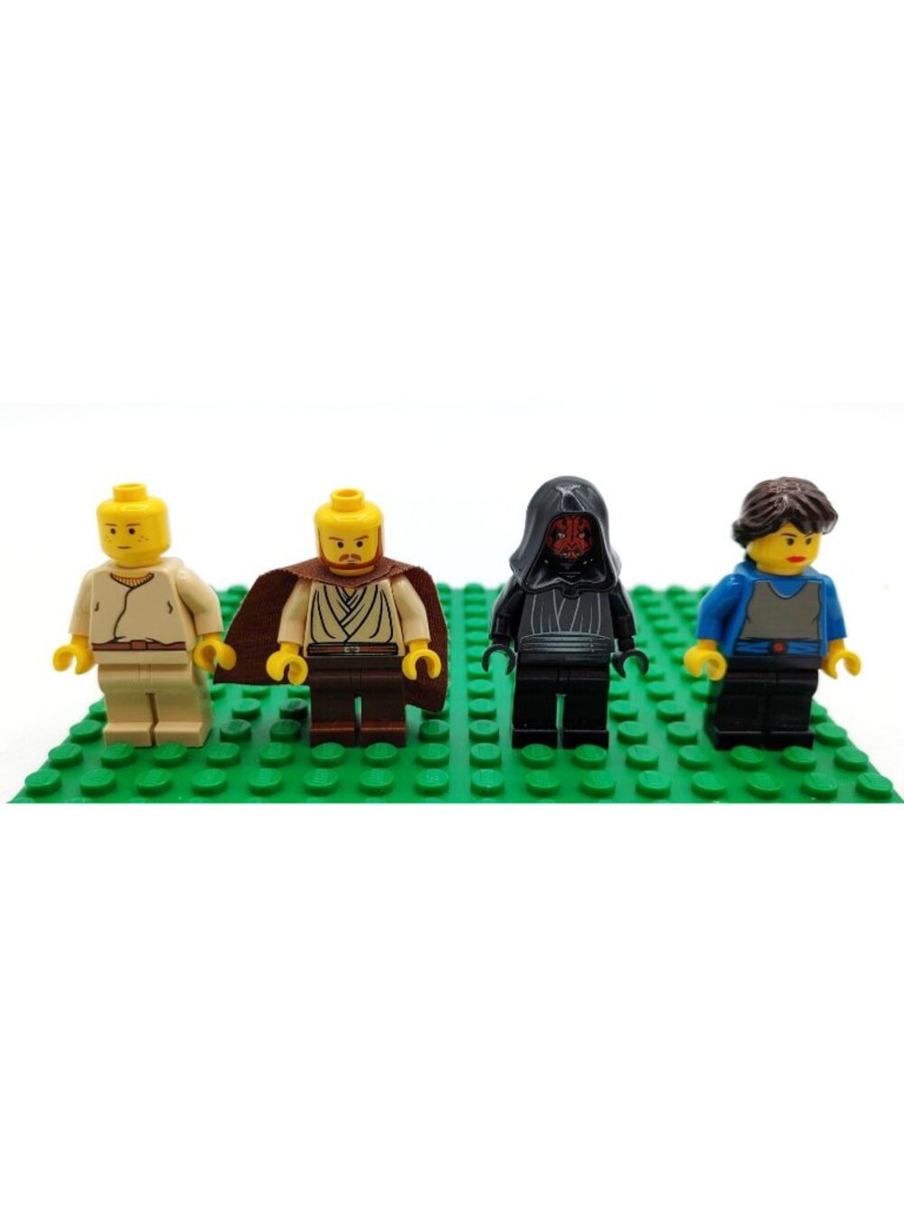 Lego Star Wars Lot of 4 Minifigures Darth Maul, Quigon Jinn, Young Anakin Padme